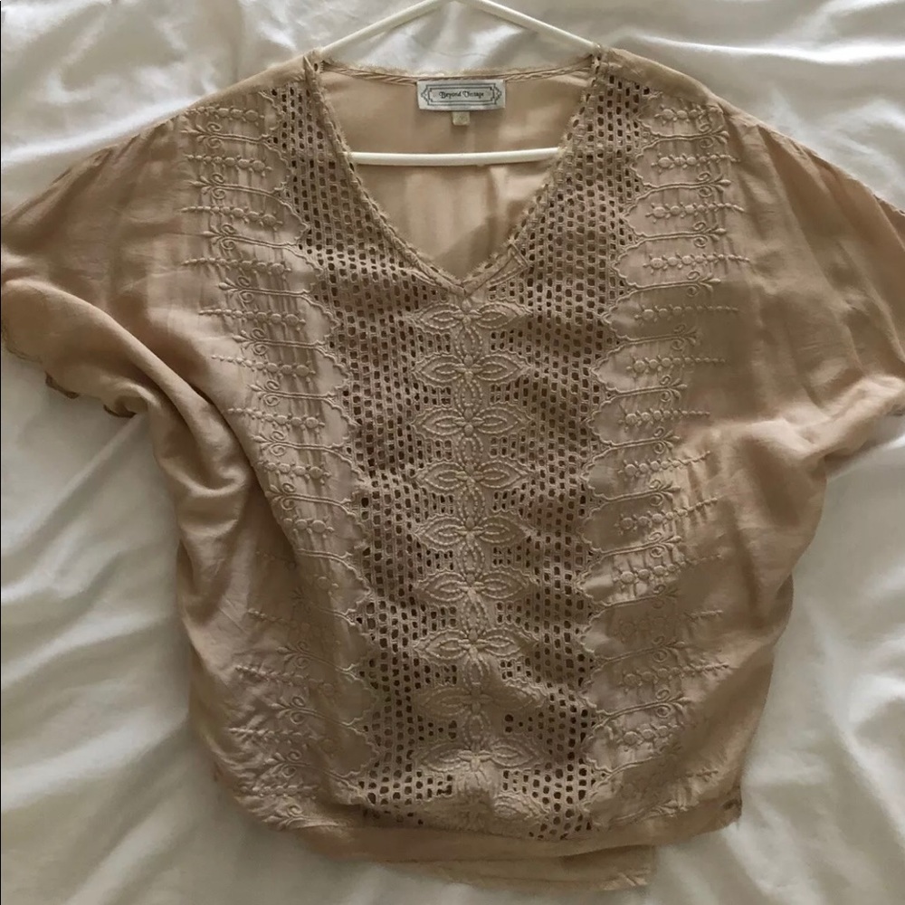 Beyond Vintage nude blouse xs